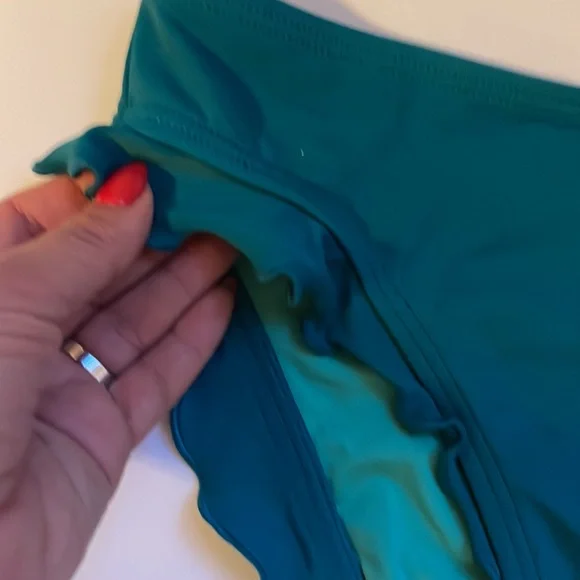 🔥NEW Jade Ruffle 2PC Bikini - Picture 11 of 13